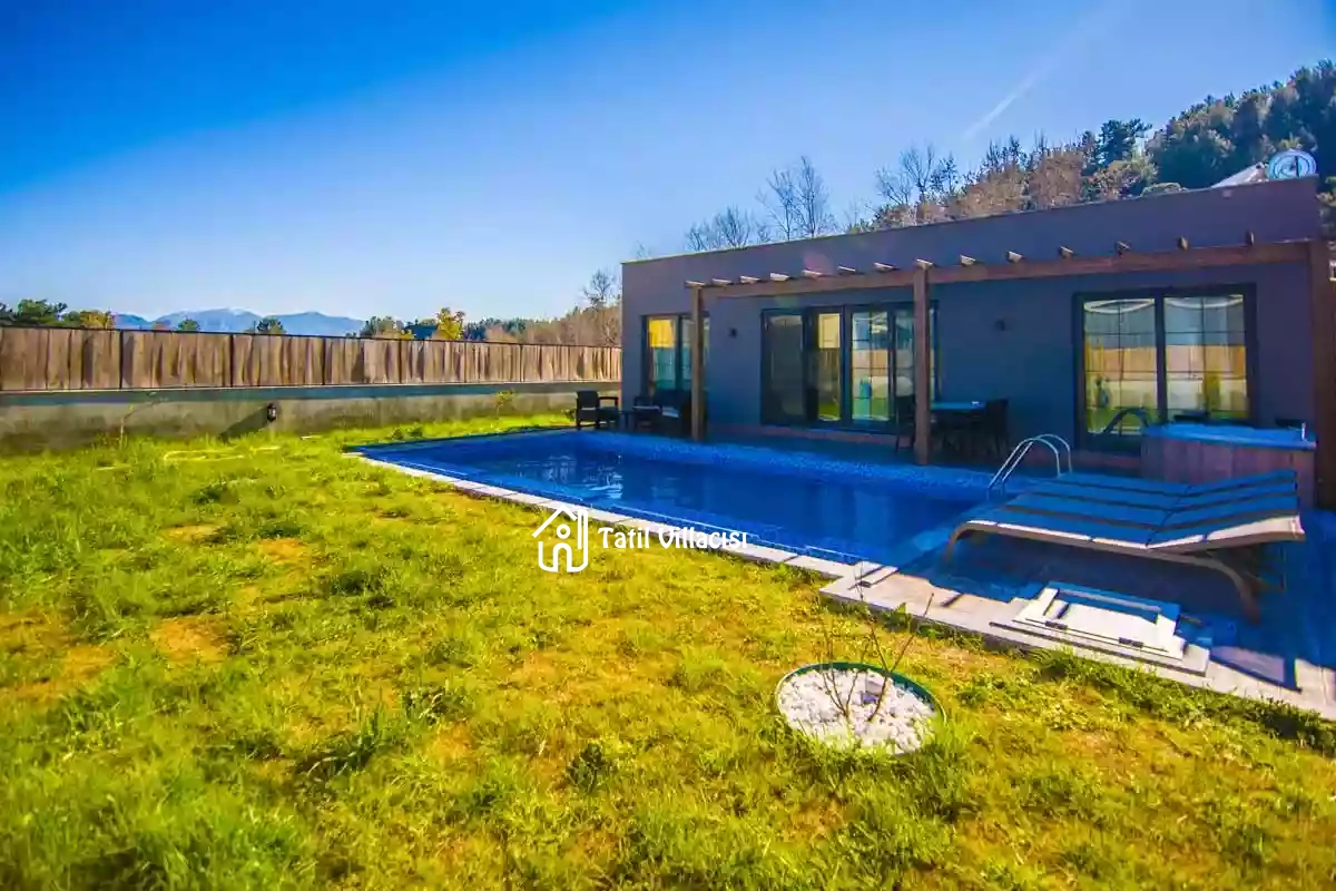 Villa Riverside 1