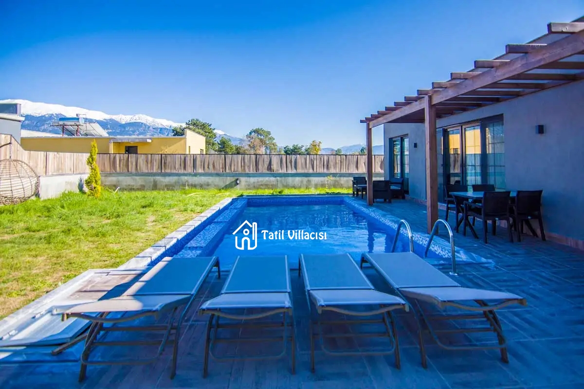 Villa Riverside 1