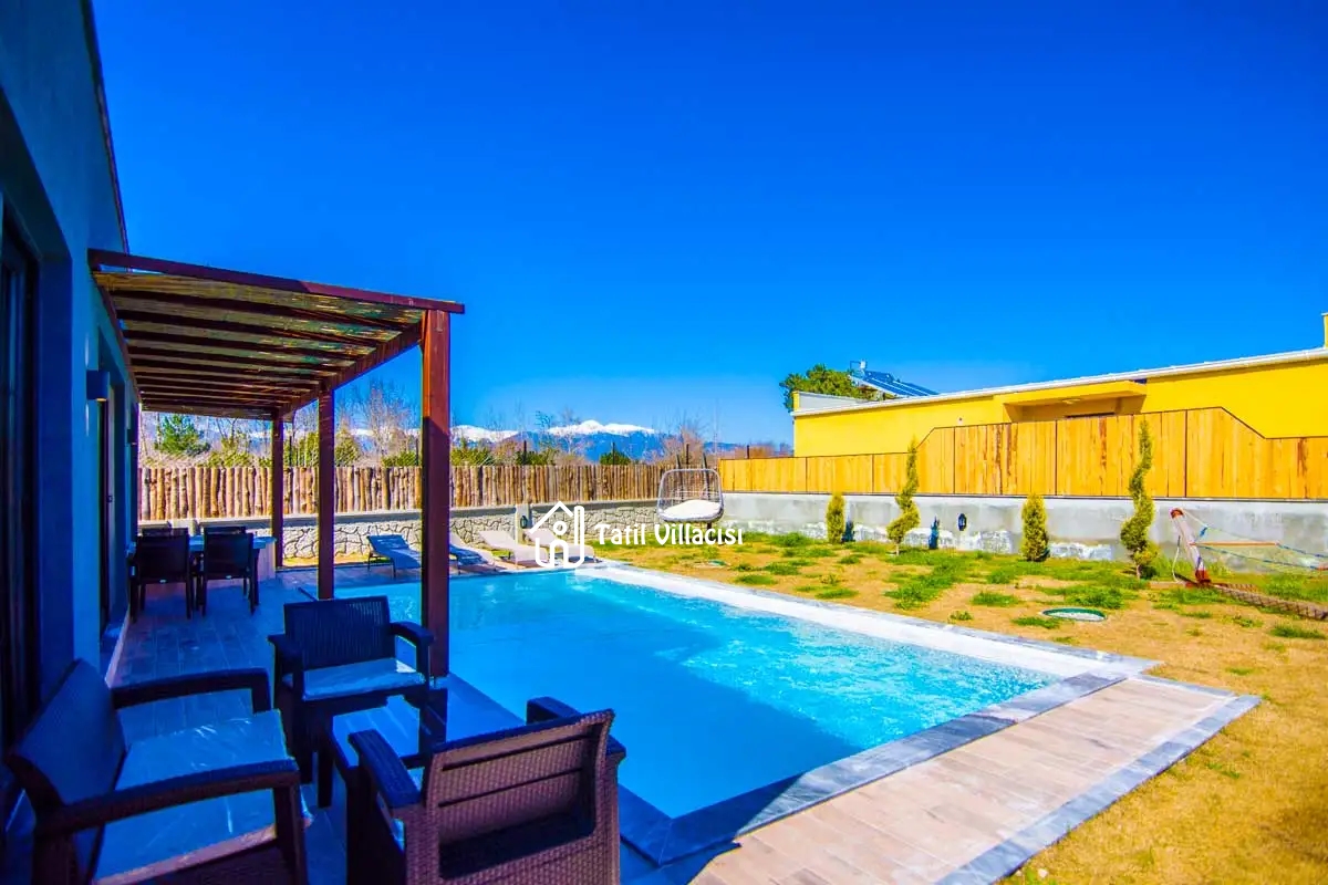 Villa Riverside 2