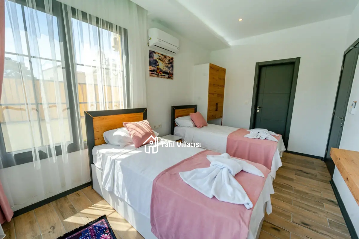 Villa Riverside 3