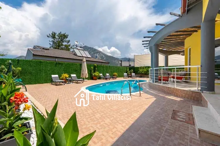 Villa Sarı Yaz
