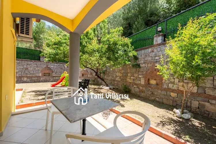 Villa Sarı Yaz