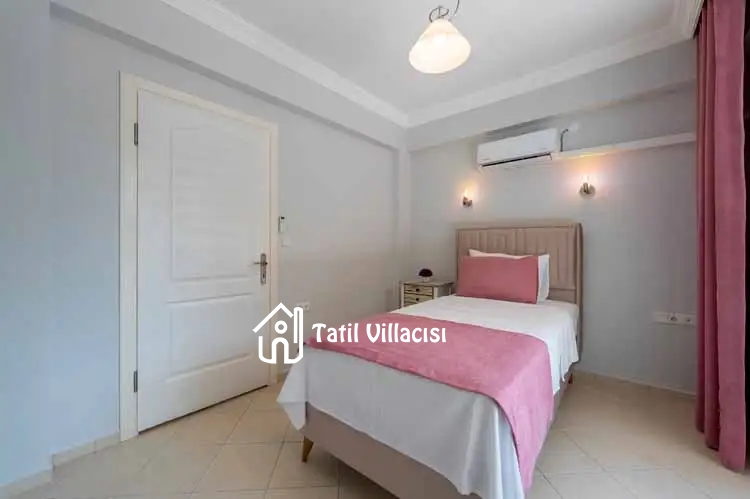 Villa Sarı Yaz