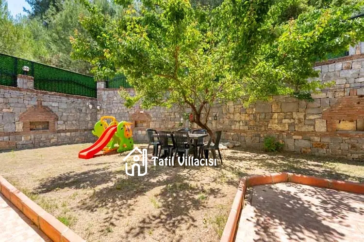 Villa Sarı Yaz