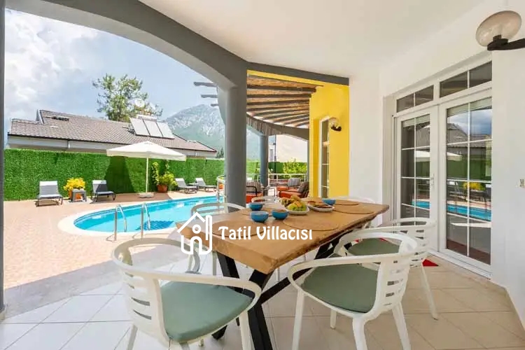 Villa Sarı Yaz