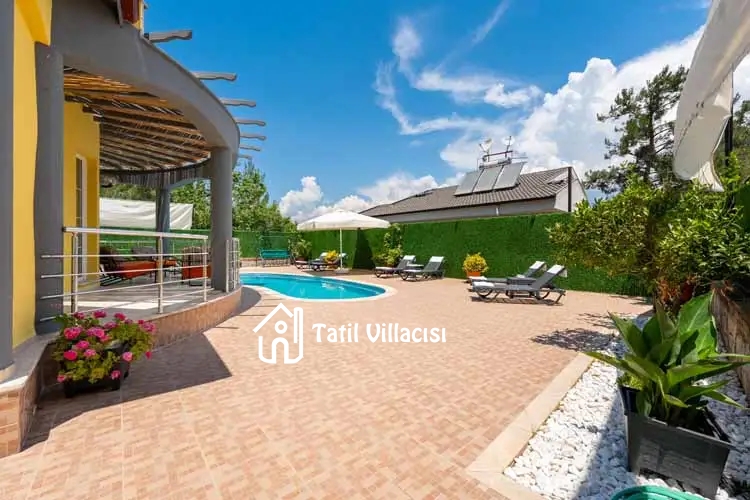 Villa Sarı Yaz