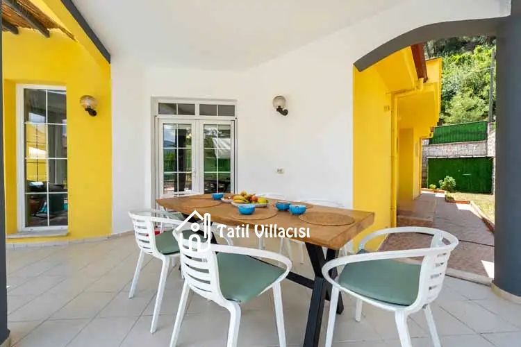 Villa Sarı Yaz