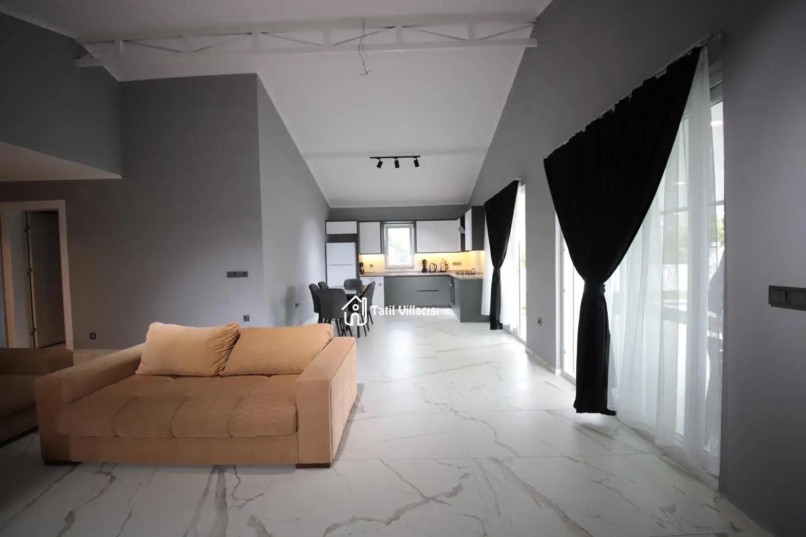 Villa Secret