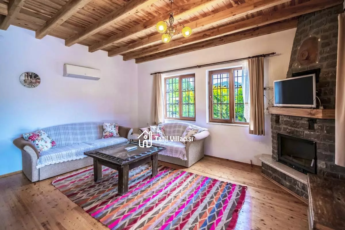 Villa Sedir Evi