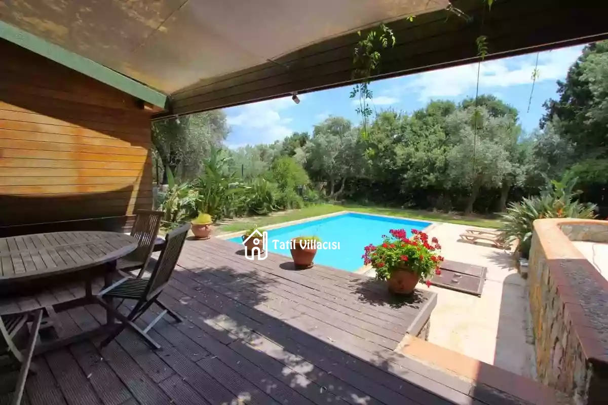 Villa Silence
