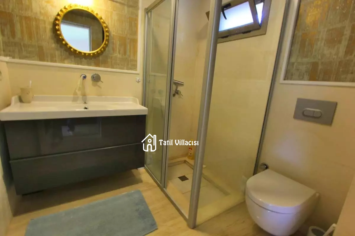 Villa Silence