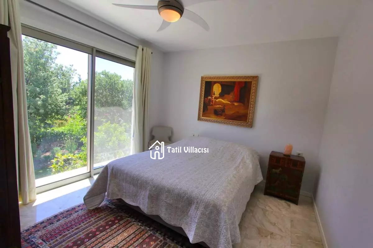 Villa Silence