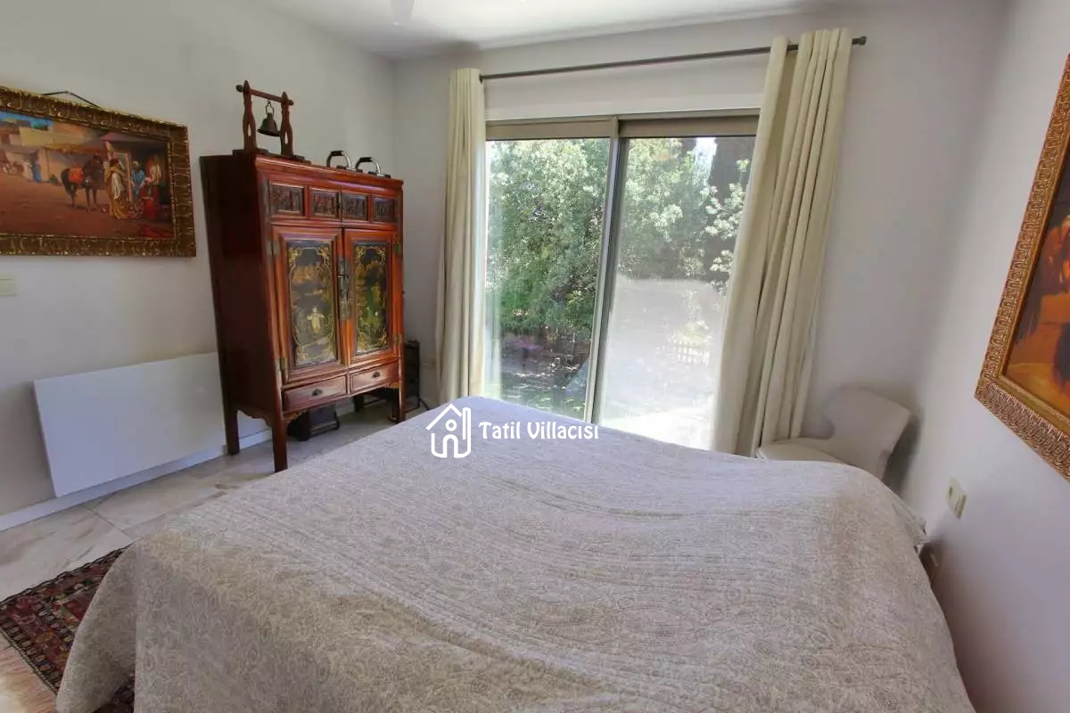 Villa Silence