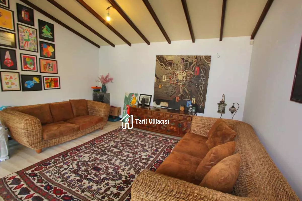 Villa Silence