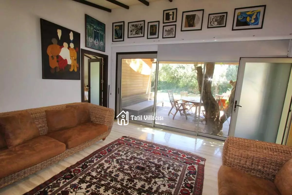 Villa Silence