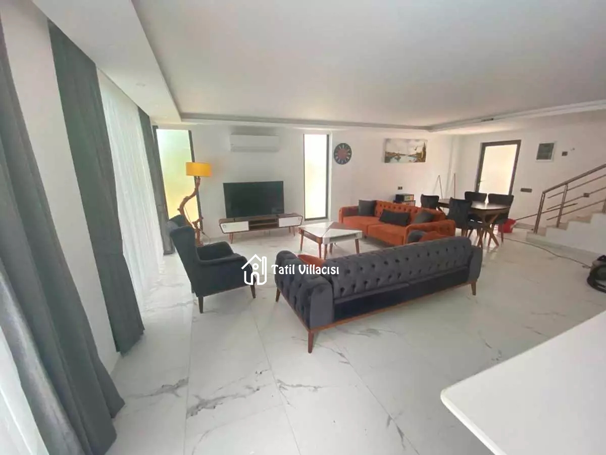 Villa Silver