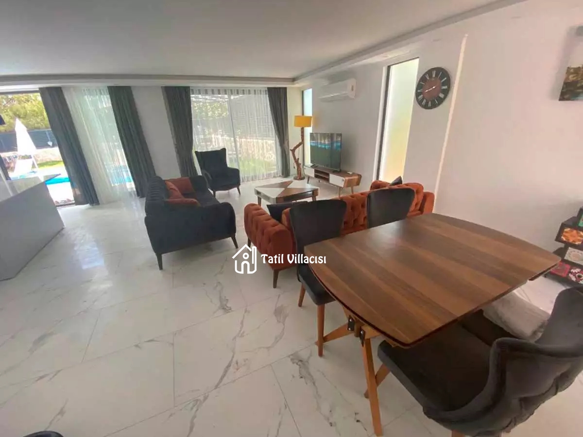 Villa Silver