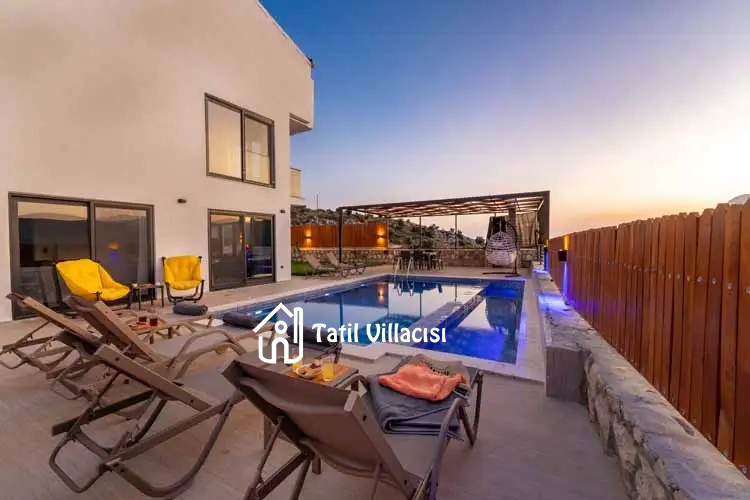 Villa Şirinler 2