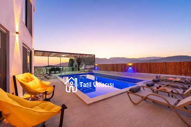 Villa Şirinler 2