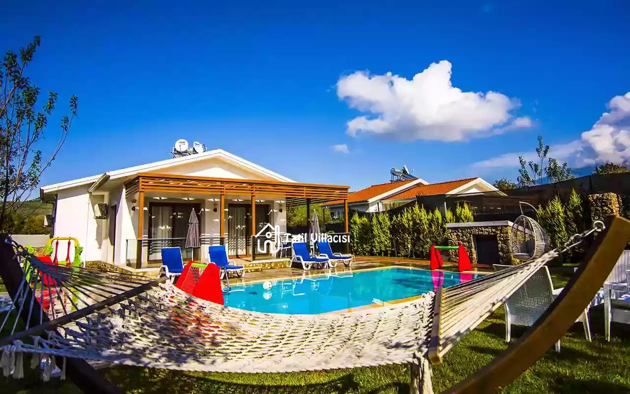 Villa Siyah Duo