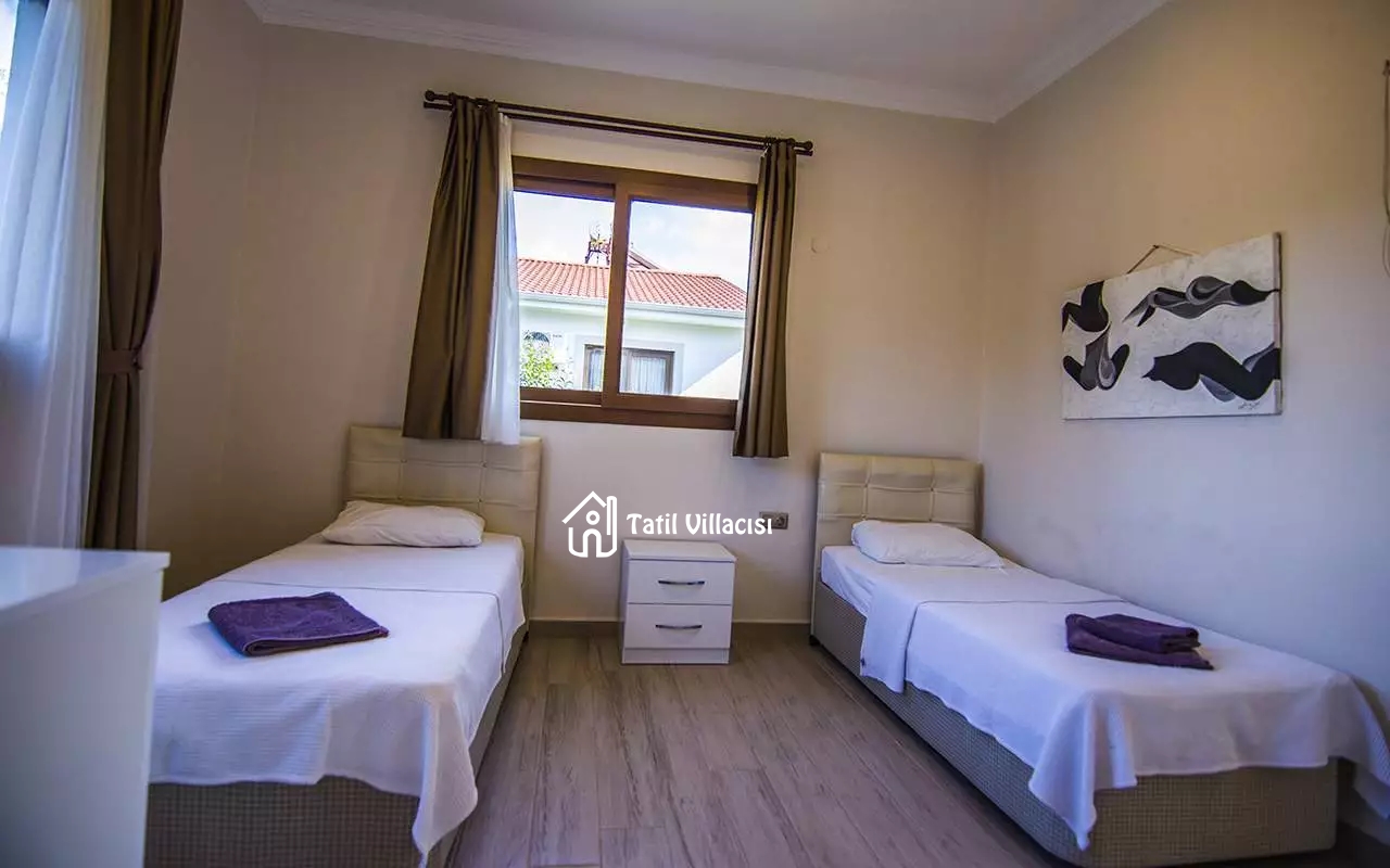 Villa Siyah Duo