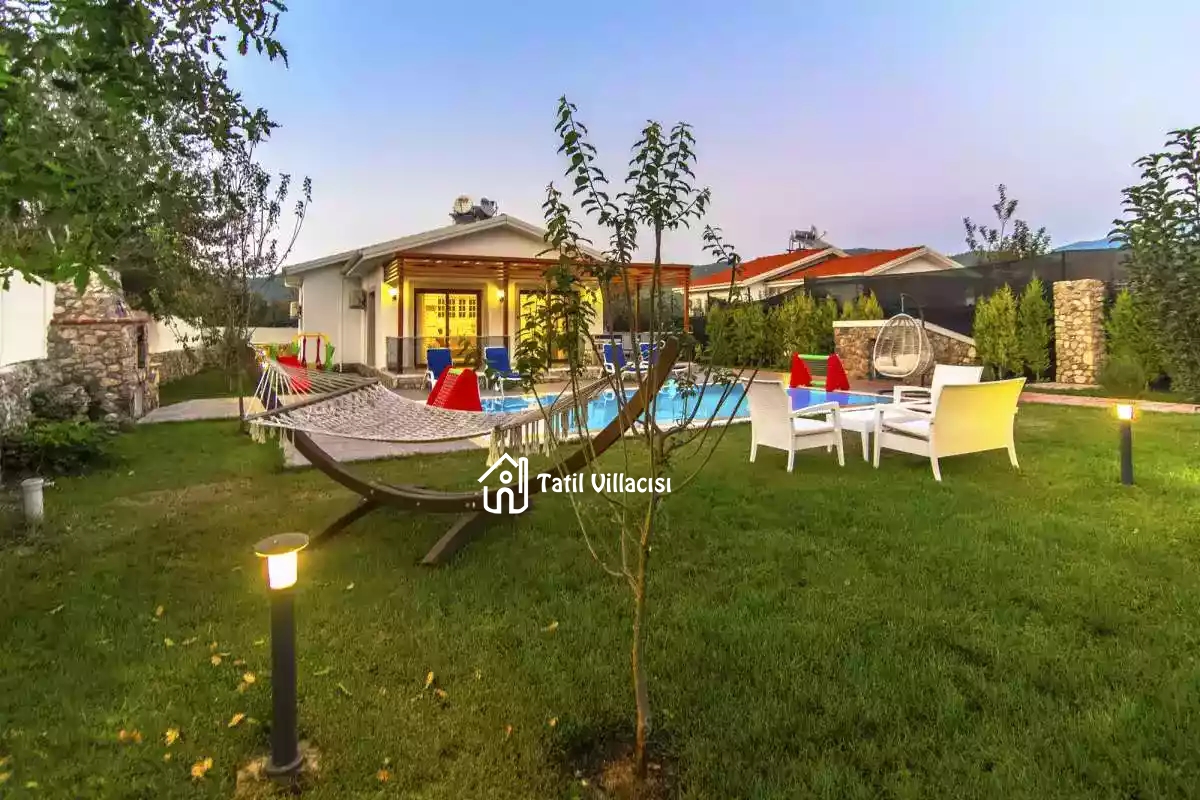 Villa Siyah Duo