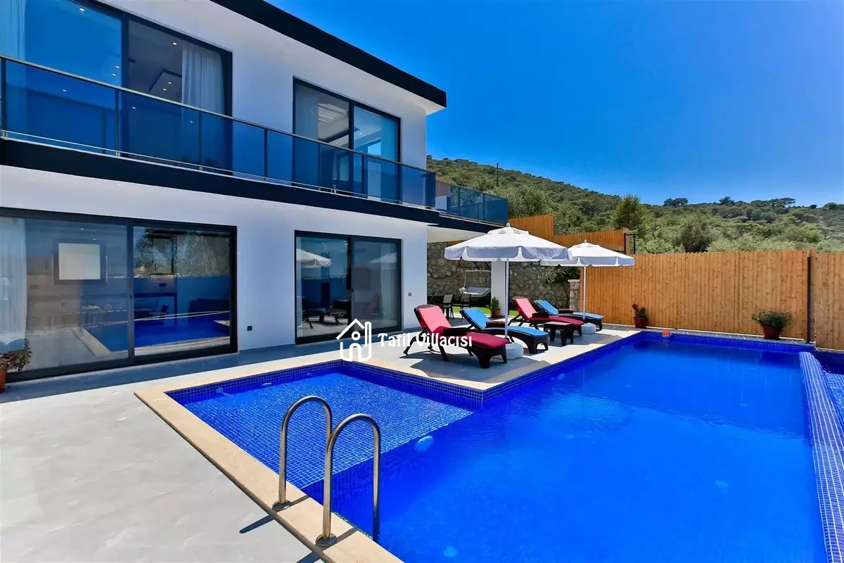 Villa Stone