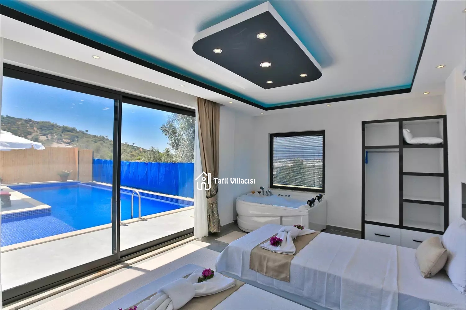 Villa Stone