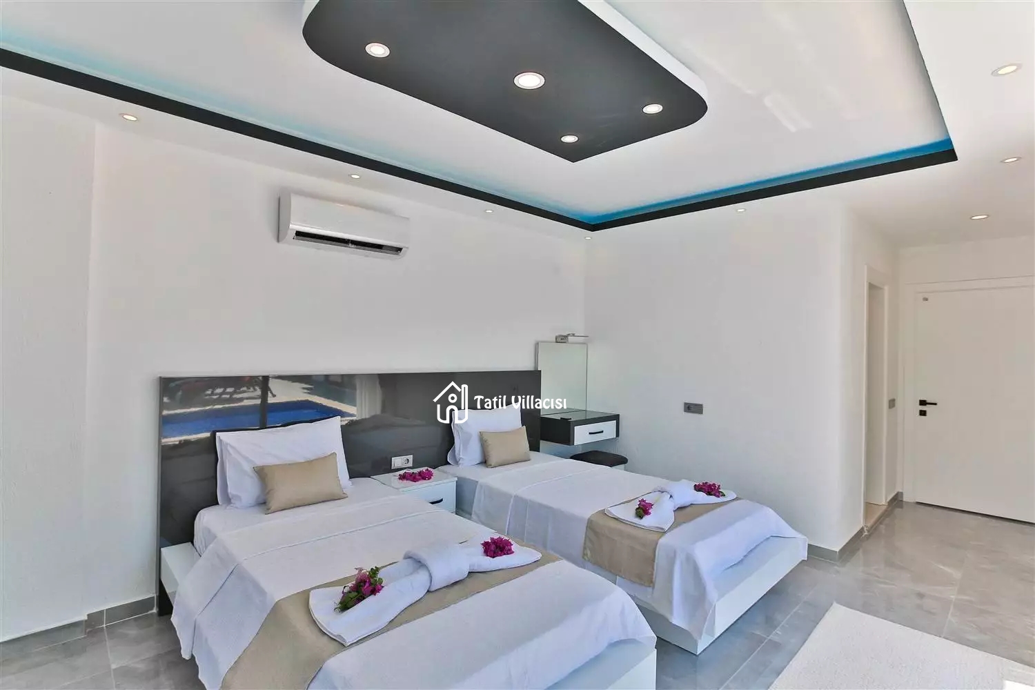 Villa Stone