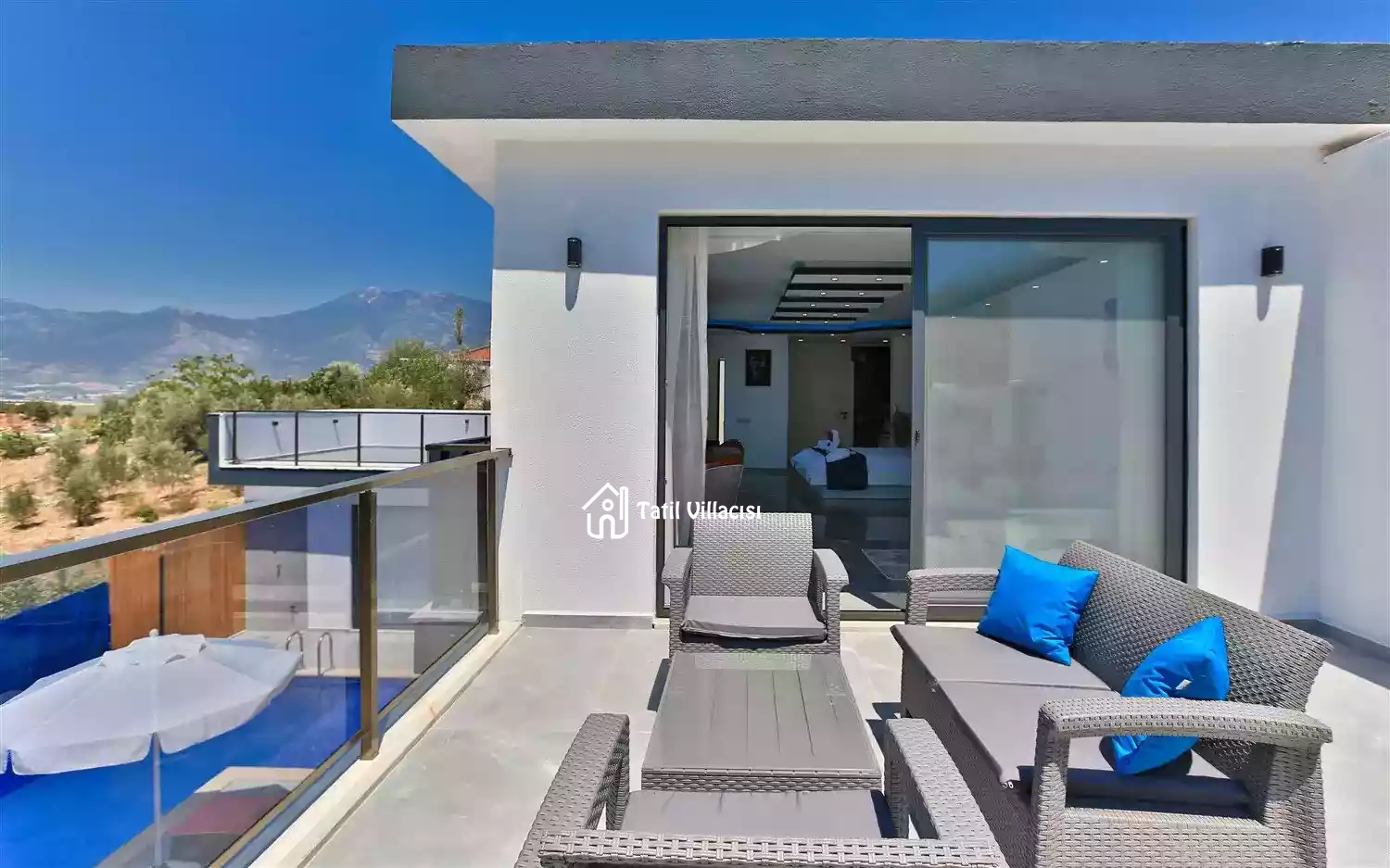 Villa Stone