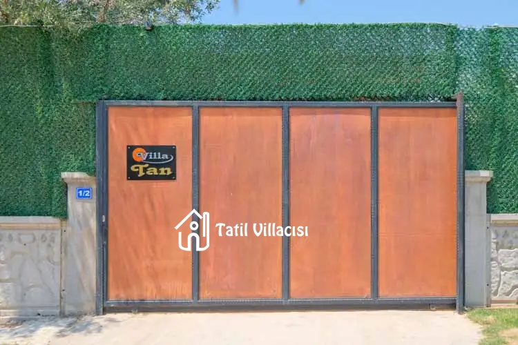 Villa Tan