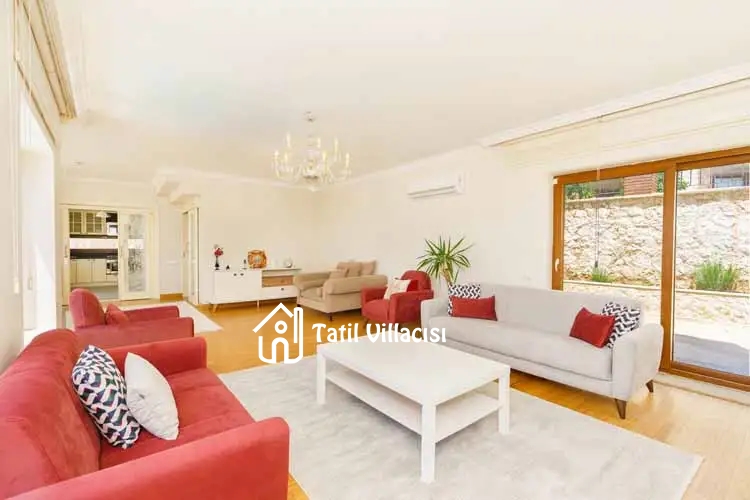 Villa Tarus Mara