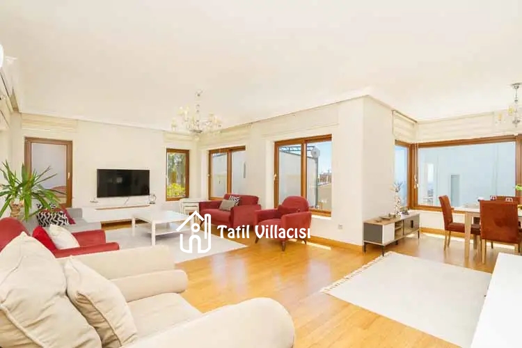 Villa Tarus Mara