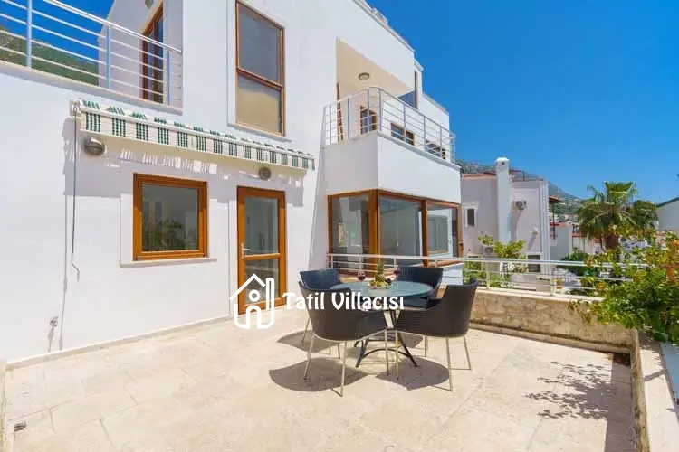 Villa Tarus Mara