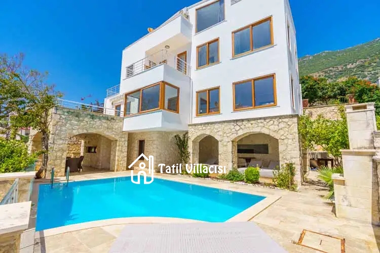 Villa Tarus Mara