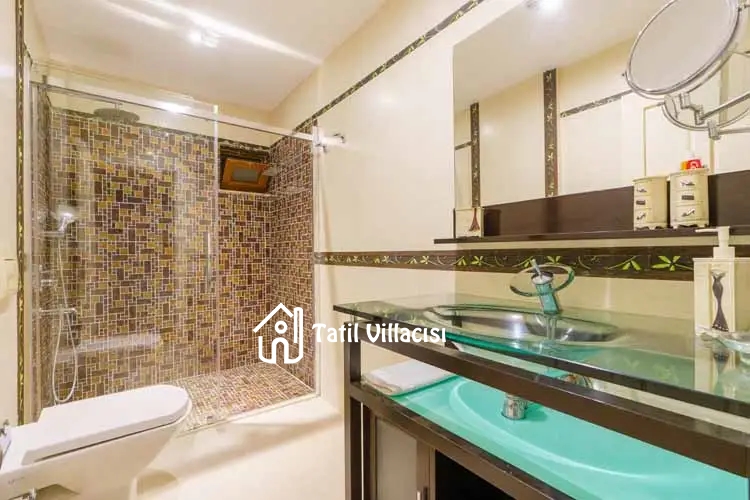Villa Tarus Mara