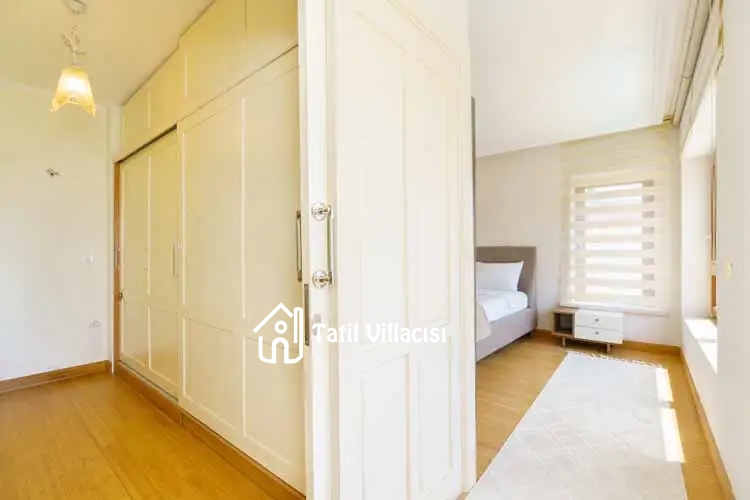 Villa Tarus Mara