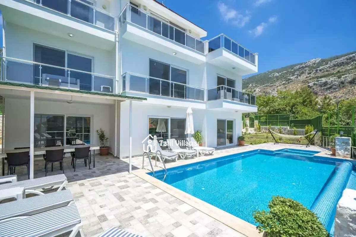 Villa Tik