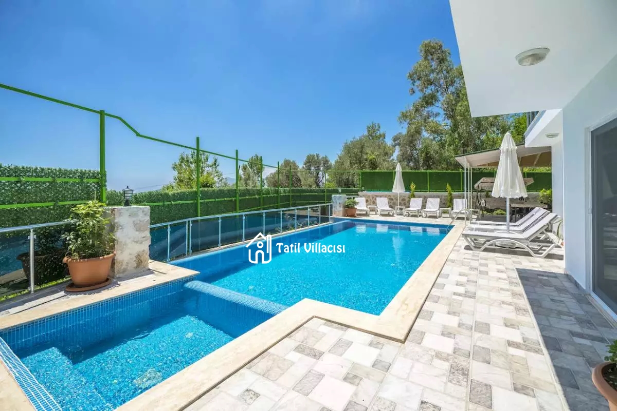 Villa Tik