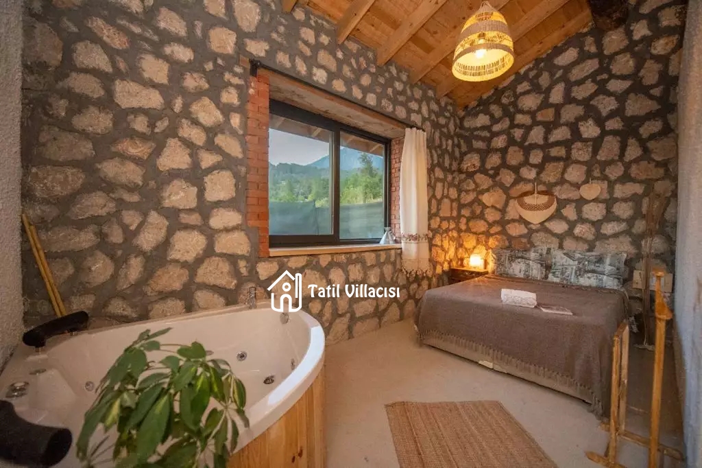 Villa Tlos Stone