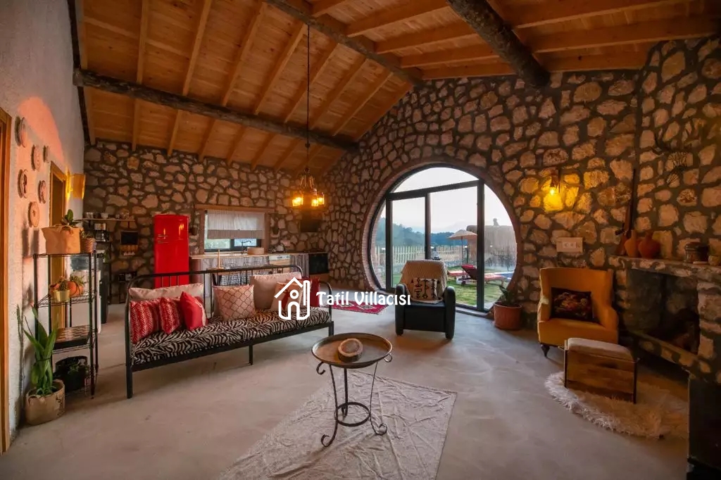 Villa Tlos Stone
