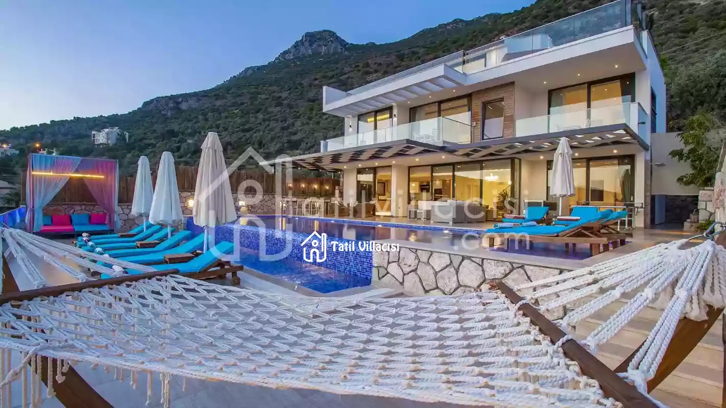 Villa Tolay
