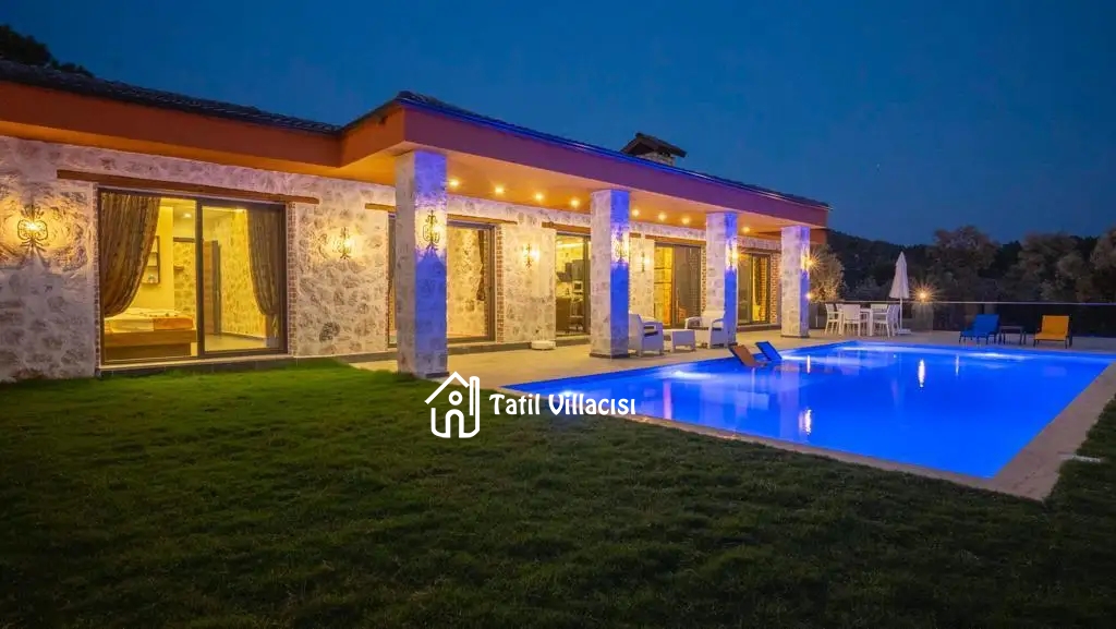 Villa Toprak Yalı