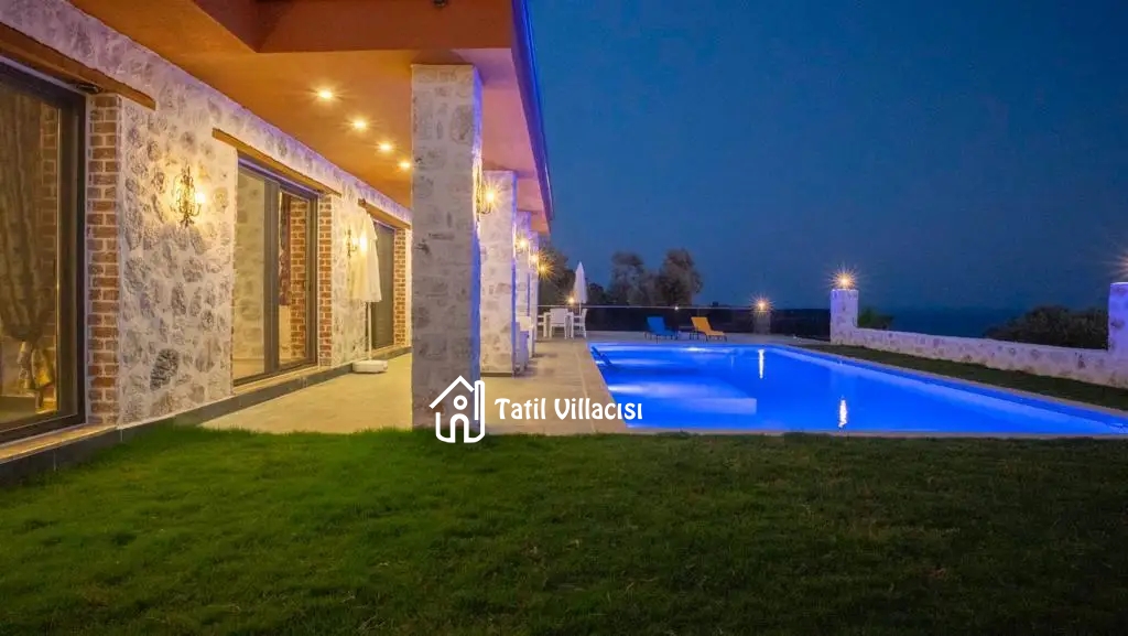 Villa Toprak Yalı