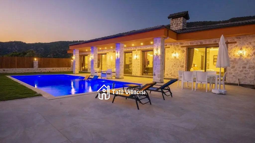 Villa Toprak Yalı