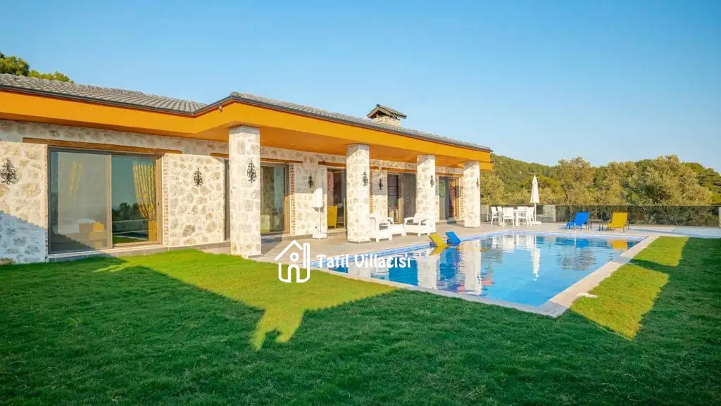 Villa Toprak Yalı