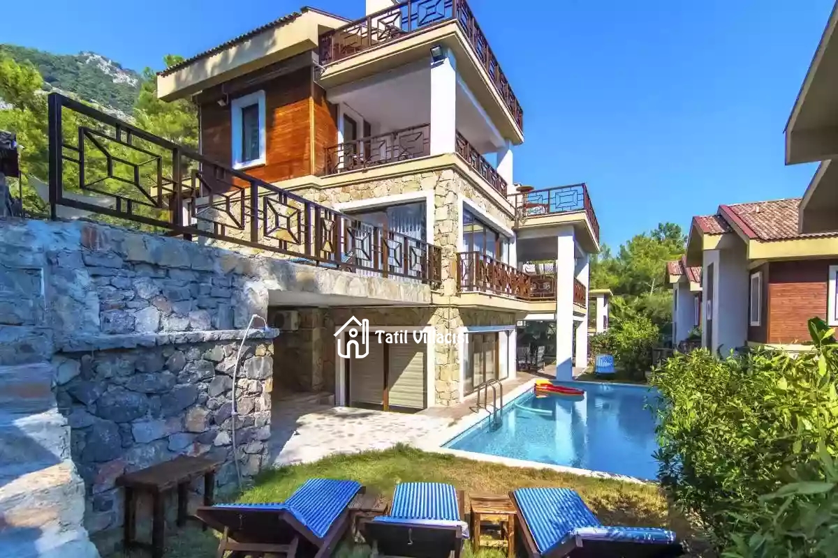 Villa Via Country