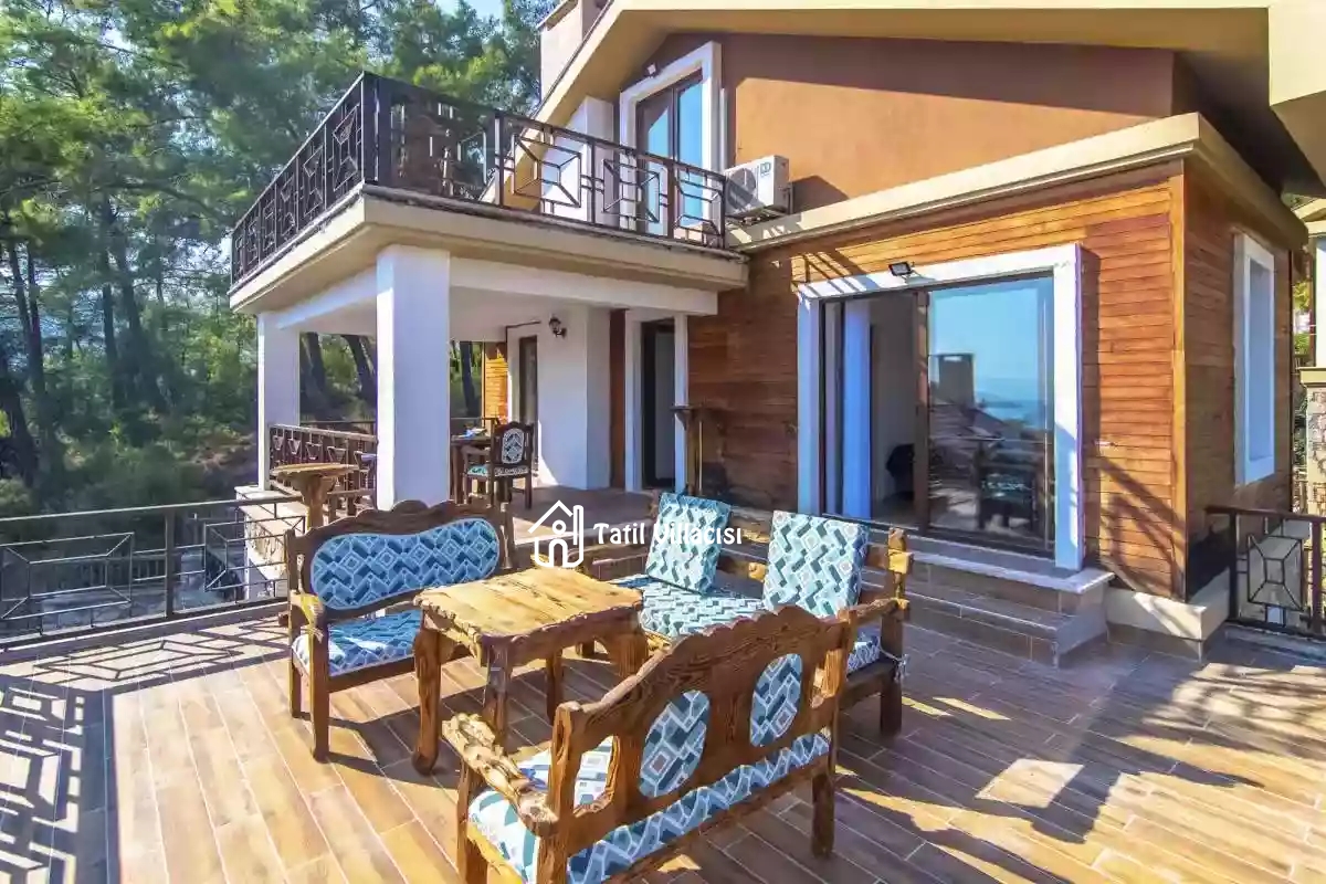 Villa Via Country