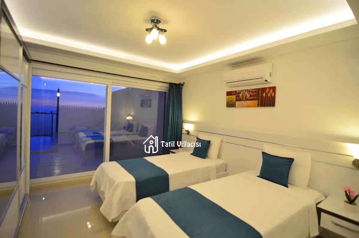 Villa Violet
