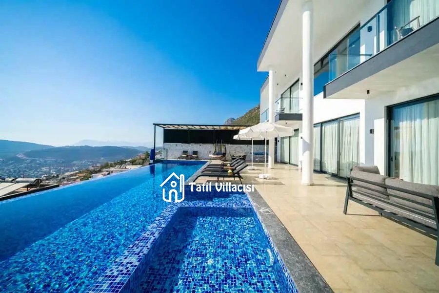 Villa Zeliş House